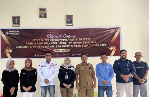 Pengawasan tes CAT PPK di SMAN 1 Pangkalan Lesung (07/05/2024)