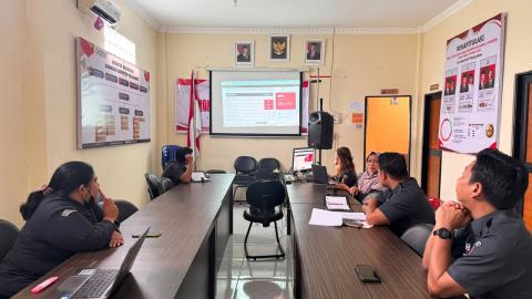 Rapat Pembentukan Tim Kerja Bawaslu Membelajarkan